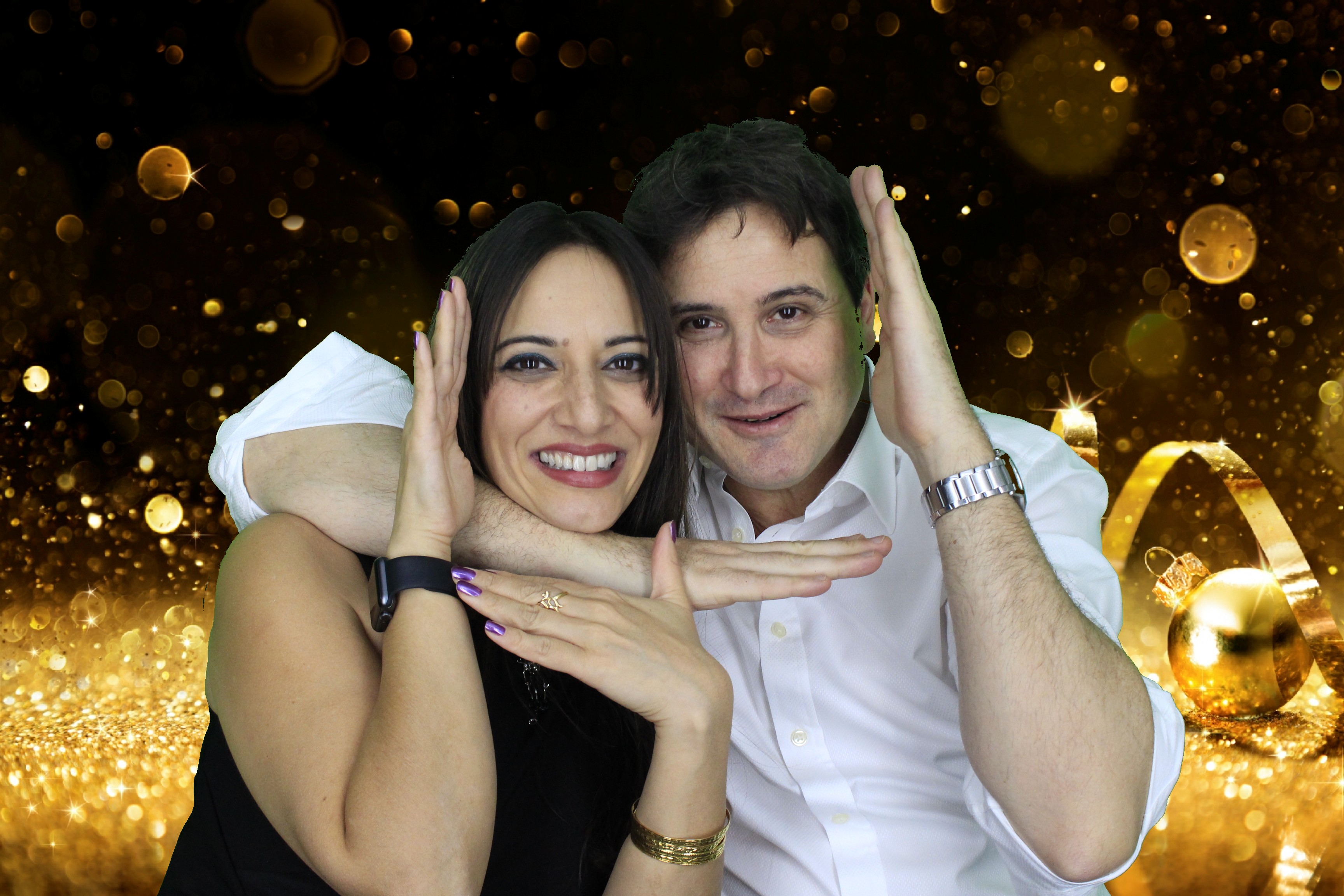 New Years Eve Party Silvermere | View more photos from the event at gallery.myphotoboothexperience.co.uk/u/MyPhotoBoothExperienceLtd/New-Years-Eve-Party-Silvermere